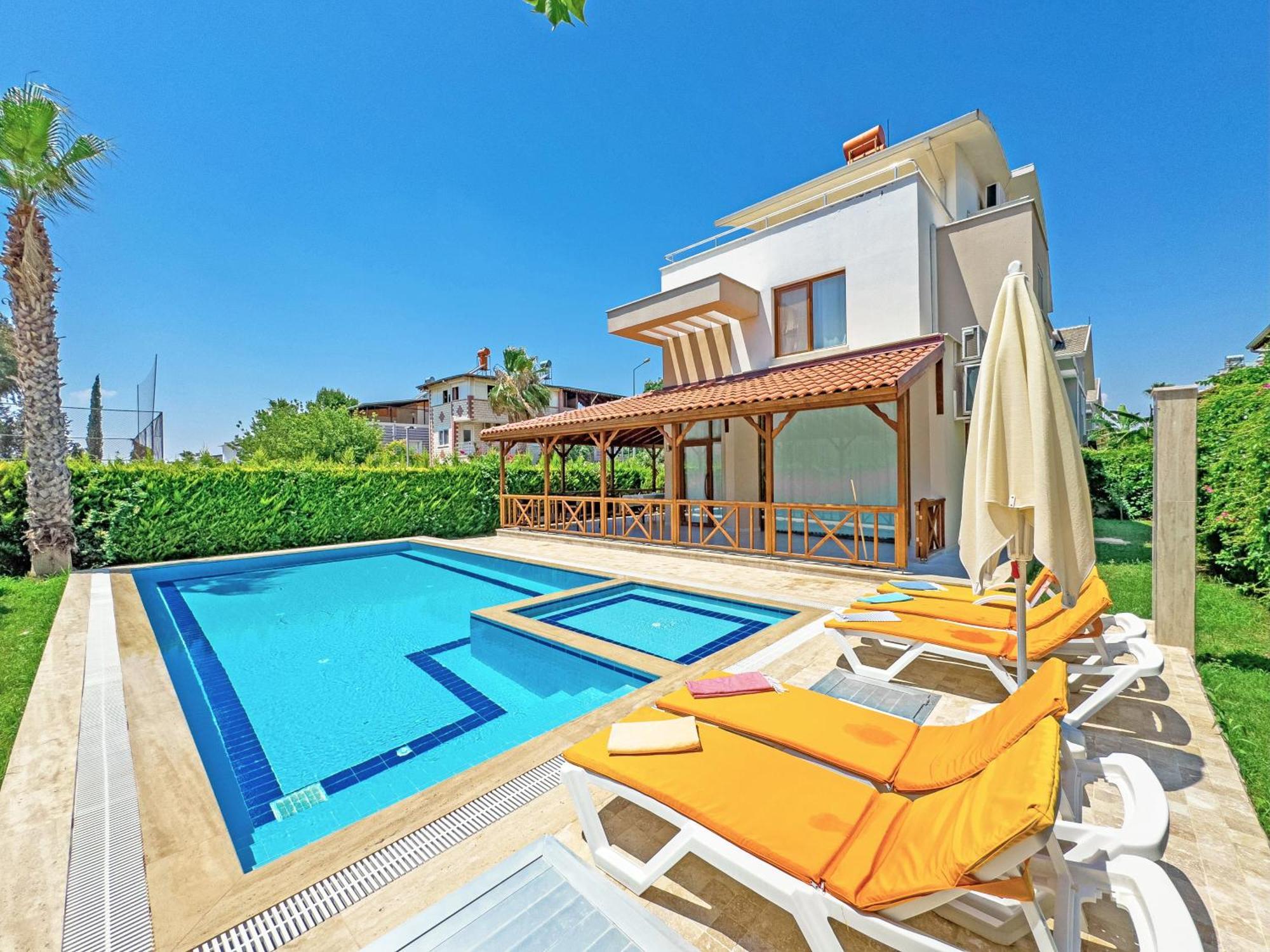 Paradise Town Beliza Villa